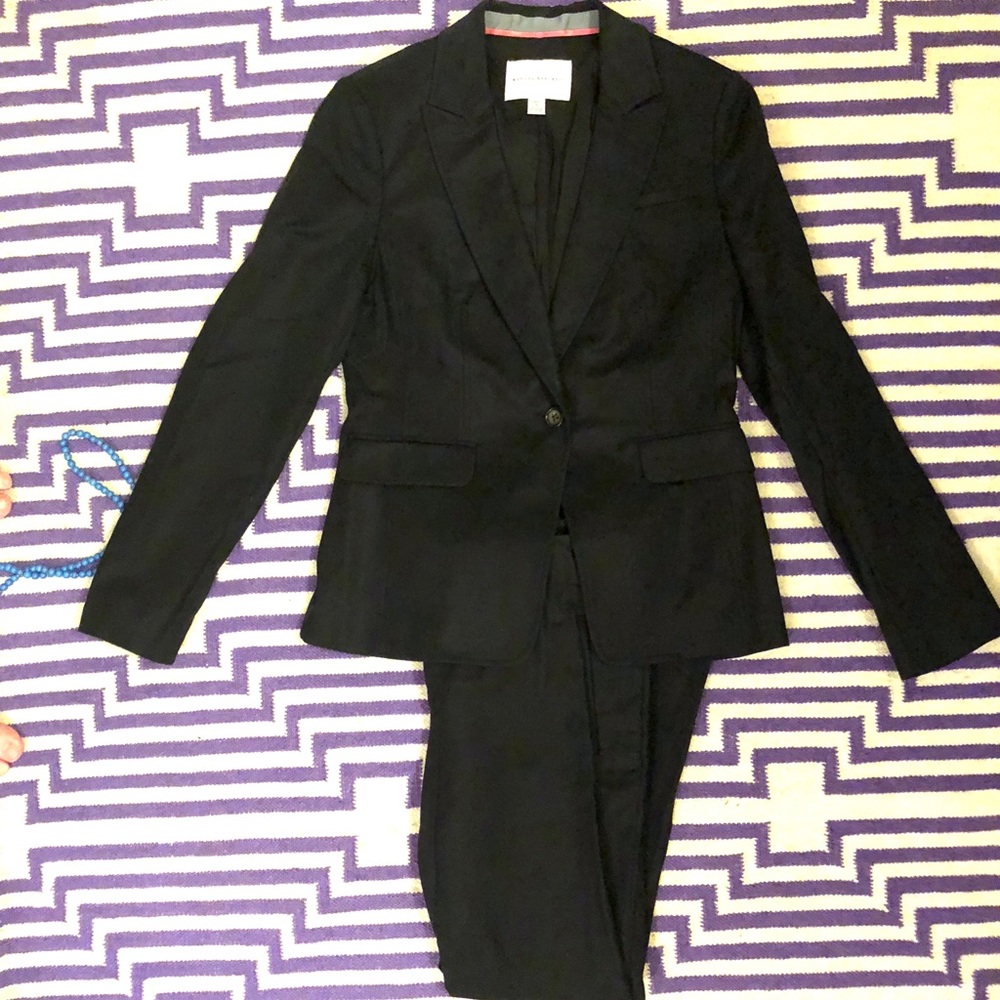 Banana Republic Suit